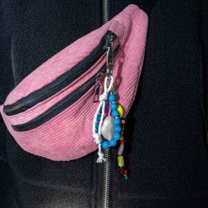 Kolorowy brelok z koralikami – handmade do kluczy lub torby